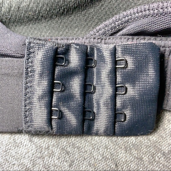 Adidas CMMTTD Black Chill Bra - Sold Out Online - Picture 3 of 3